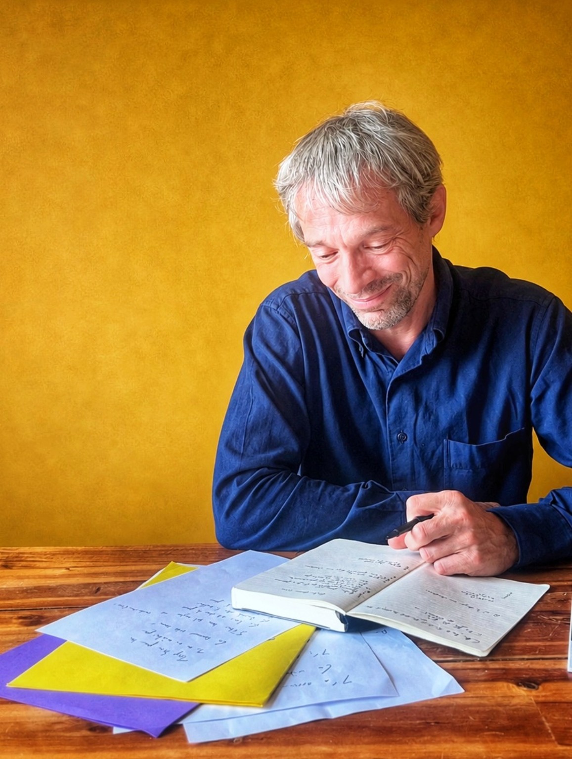 Benjamin AIR, auteur-compositeur membre de la SACEM, propose des chansons sur mesure